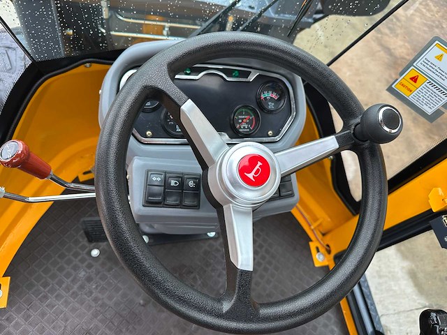 Blanche - 2025 - tw36 - shovel - afbeelding 21 van  31