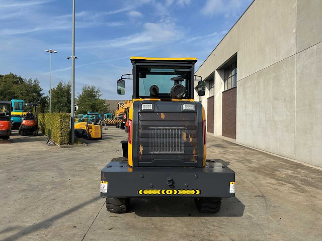 Blanche - 2025 - tw36 - shovel - afbeelding 34 van  38