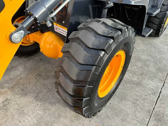 Blanche - tw36 - shovel - 2023 - afbeelding 16 van  37