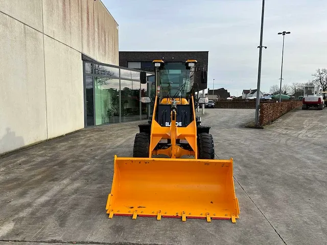 Blanche - tw36 - shovel - 2023 - afbeelding 12 van  37