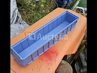 Blauwe bakken - afbeelding 2 van  2