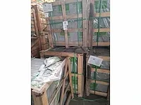 Blauwe hardsteen tegels 80x80x3cm gezoet met facetrand - afbeelding 4 van  6