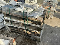 Blauwsteen en graniet 4 pallet - afbeelding 9 van  9