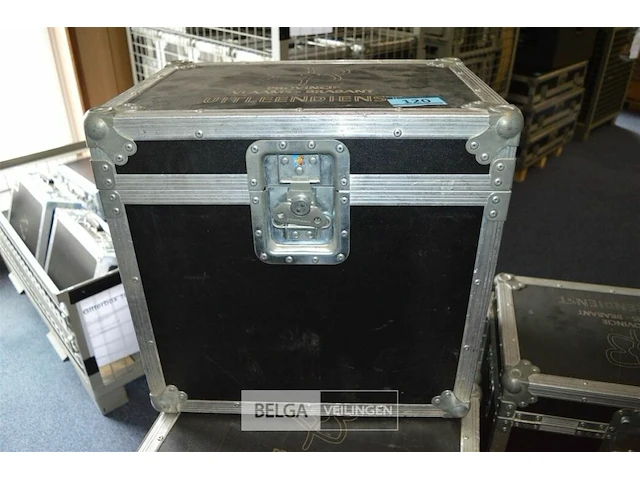 Blinders in flightcase 2 st - afbeelding 1 van  6
