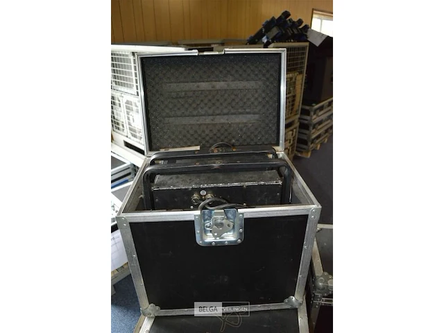 Blinders in flightcase 2 st - afbeelding 4 van  6