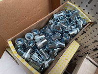 Blindmoeren m 10 - afbeelding 3 van  3