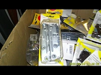 Blister hardware set +-200 stuks - afbeelding 1 van  3