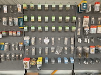 Blisters bevestiging - afbeelding 1 van  13