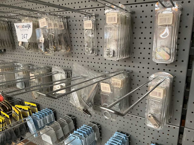 Blisters bevestiging - afbeelding 11 van  13