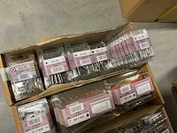 Blisters inox bevestigingen - afbeelding 12 van  12