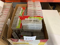 Blisters met 2 inox haken - afbeelding 1 van  3