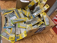 Blisters met bevestigingen - afbeelding 2 van  10