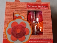 Bloem om zelf te haken - afbeelding 1 van  5