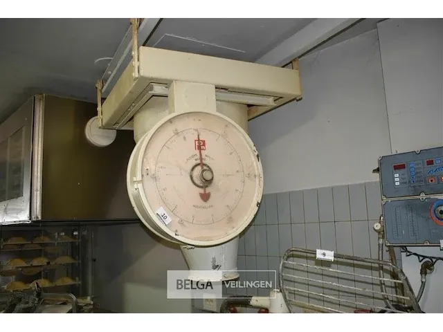 Bloemafweger met kuip ca. 120 kilo merk putzeys/melot - afbeelding 2 van  2