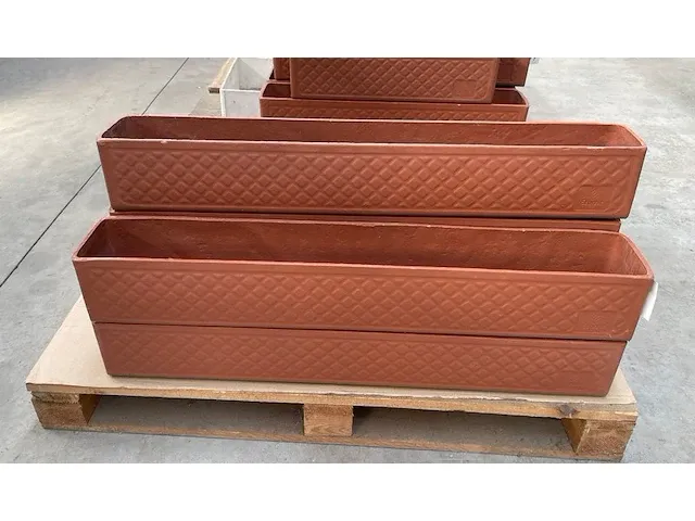 Bloembakken 7 stuks - afbeelding 1 van  4