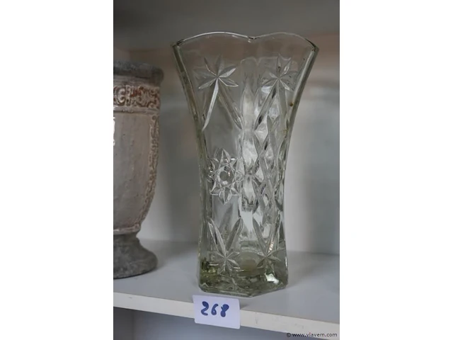Bloemenvaas in glas - afbeelding 1 van  1