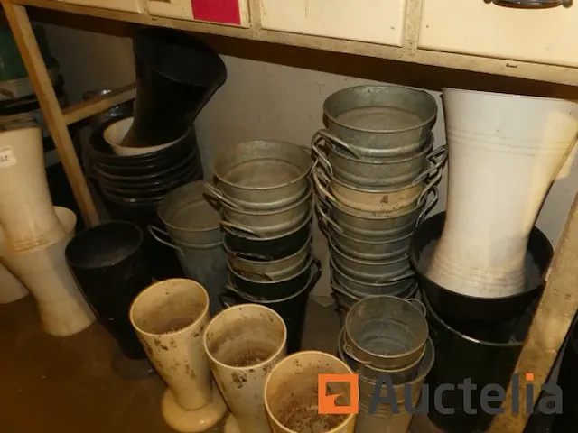 Bloemist benodigdheden, potten, bamboe tutoren - afbeelding 6 van  6
