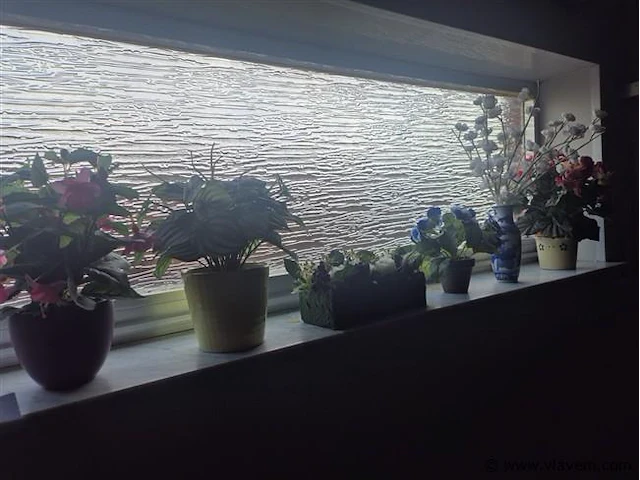 Bloempotten en decoratief materiaal - afbeelding 3 van  3