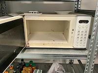 Blomberg hm226d magnetron - afbeelding 2 van  3
