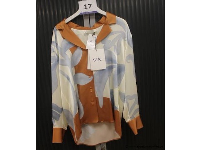 Blouse sir maat 2 - afbeelding 1 van  2
