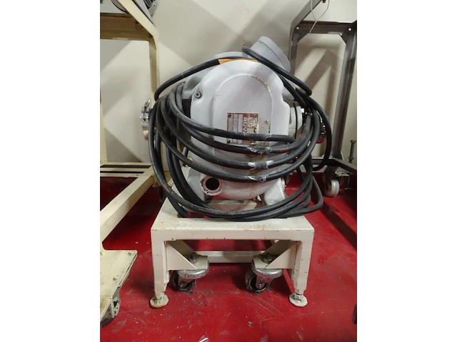 Blower leybold - afbeelding 1 van  4