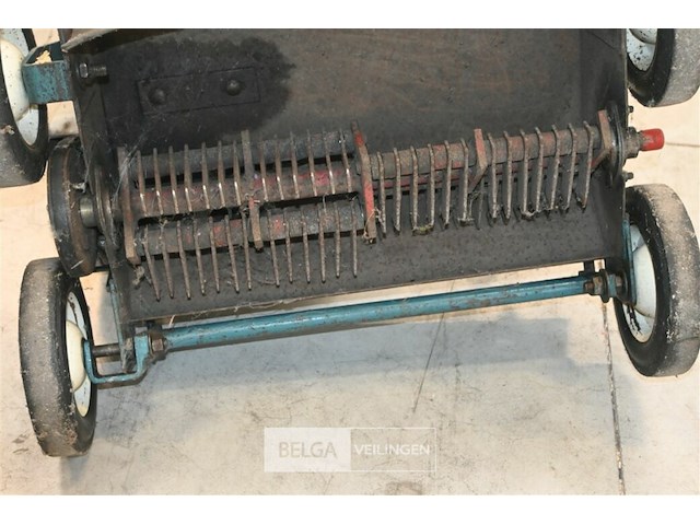 Bluebird verticuteermachine - afbeelding 4 van  6