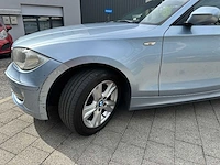 Bmw - 1 reeks (1-serie) - 118i - personenauto - afbeelding 4 van  33