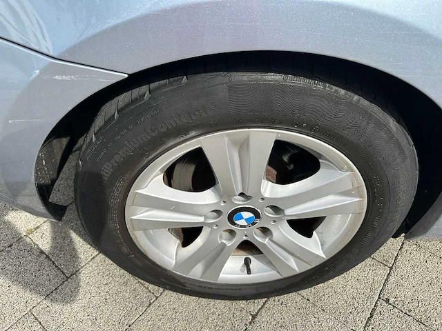 Bmw - 1 reeks (1-serie) - 118i - personenauto - afbeelding 6 van  33