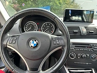 Bmw - 1 reeks (1-serie) - 118i - personenauto - afbeelding 9 van  33