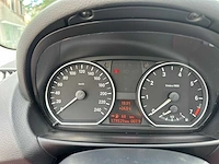 Bmw - 1 reeks (1-serie) - 118i - personenauto - afbeelding 17 van  33