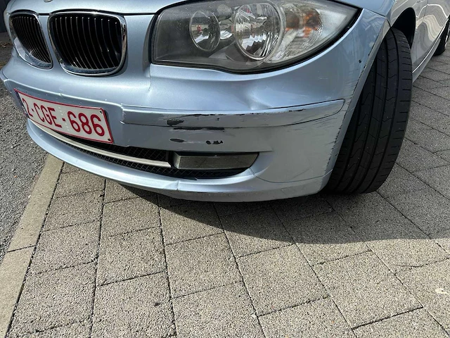Bmw - 1 reeks (1-serie) - 118i - personenauto - afbeelding 22 van  33