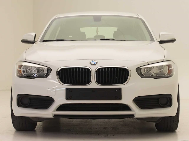 Bmw - 116i - car - 2015 - afbeelding 12 van  43