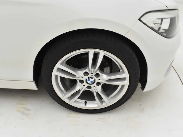 Bmw - 116i - car - 2015 - afbeelding 25 van  43
