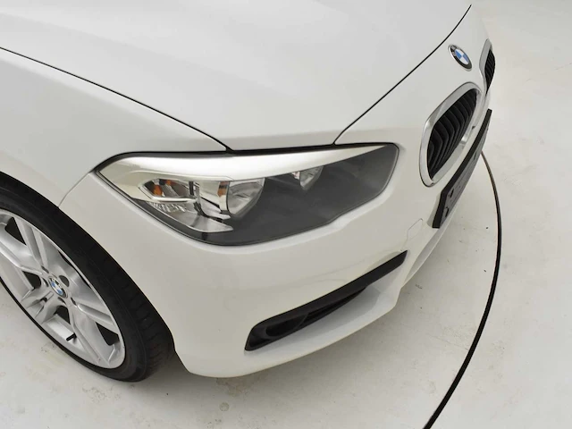 Bmw - 116i - car - 2015 - afbeelding 26 van  43