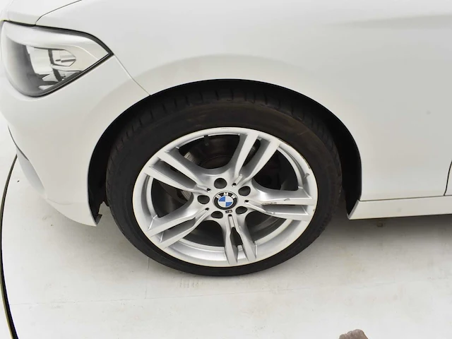 Bmw - 116i - car - 2015 - afbeelding 28 van  43