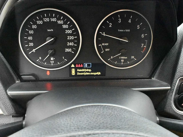 Bmw - 116i - car - 2015 - afbeelding 33 van  43