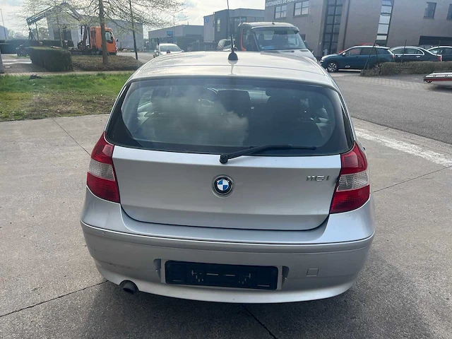 Bmw - 2005 - 116 - personenauto - afbeelding 3 van  32