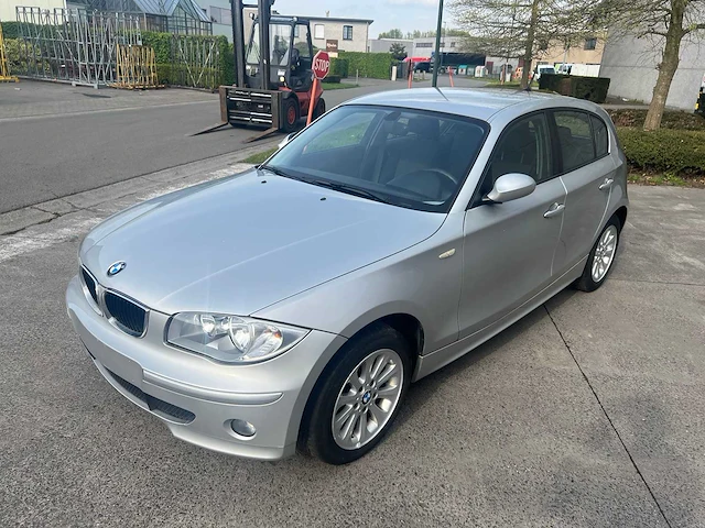 Bmw - 2005 - 116 - personenauto - afbeelding 29 van  32