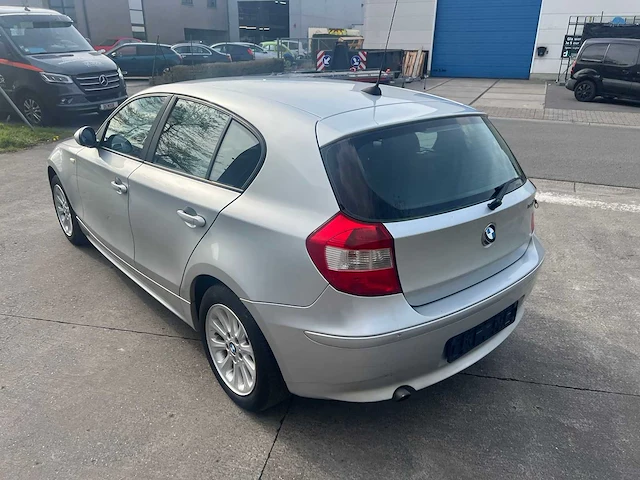 Bmw - 2005 - 116 - personenauto - afbeelding 32 van  32