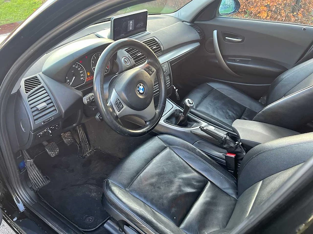 Bmw - 2005 - 116 - personenauto - afbeelding 11 van  28