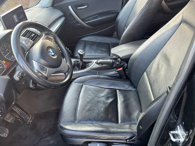 Bmw - 2005 - 116 - personenauto - afbeelding 14 van  28