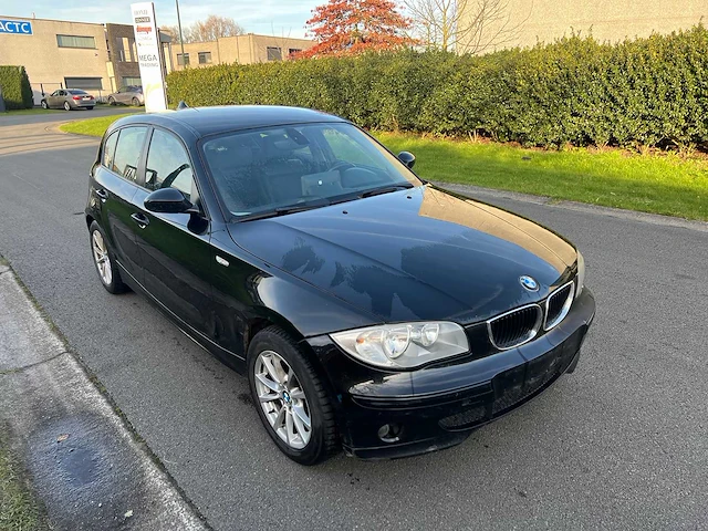 Bmw - 2005 - 116 - personenauto - afbeelding 12 van  28