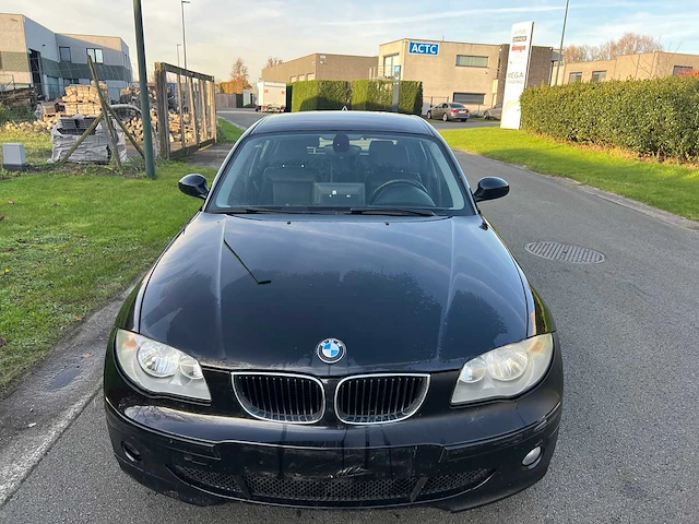 Bmw - 2005 - 116 - personenauto - afbeelding 23 van  28