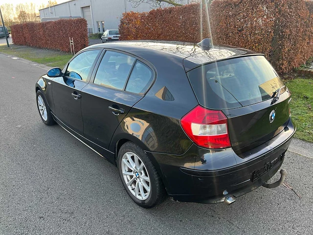 Bmw - 2005 - 116 - personenauto - afbeelding 26 van  28
