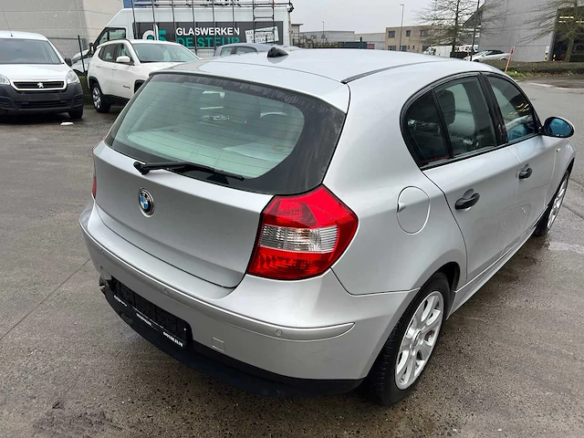 Bmw - 2006 - 116 - personenauto - afbeelding 2 van  21