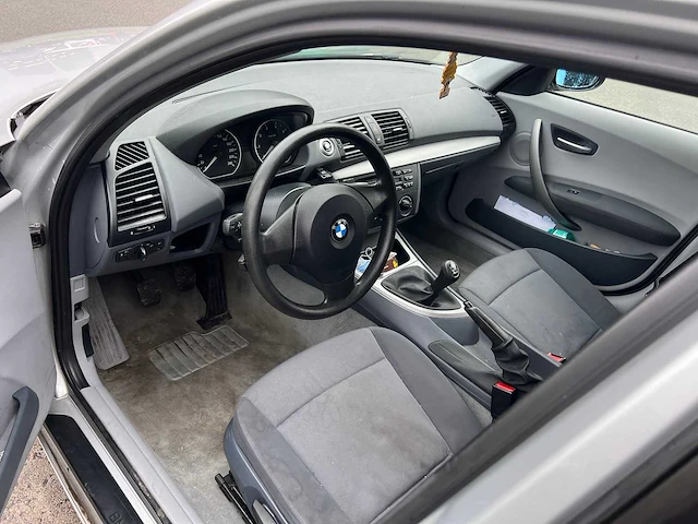 Bmw - 2006 - 116 - personenauto - afbeelding 5 van  21