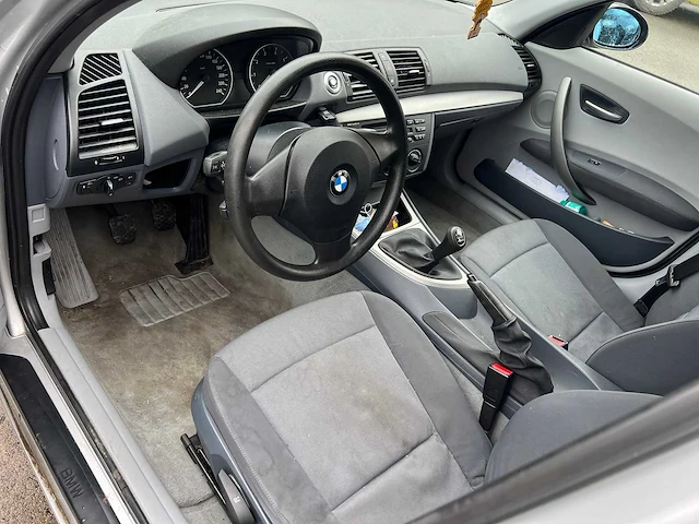 Bmw - 2006 - 116 - personenauto - afbeelding 6 van  21