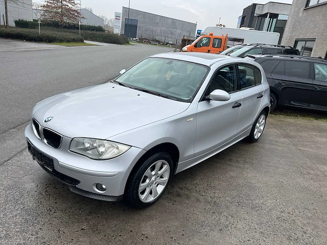 Bmw - 2006 - 116 - personenauto - afbeelding 1 van  21