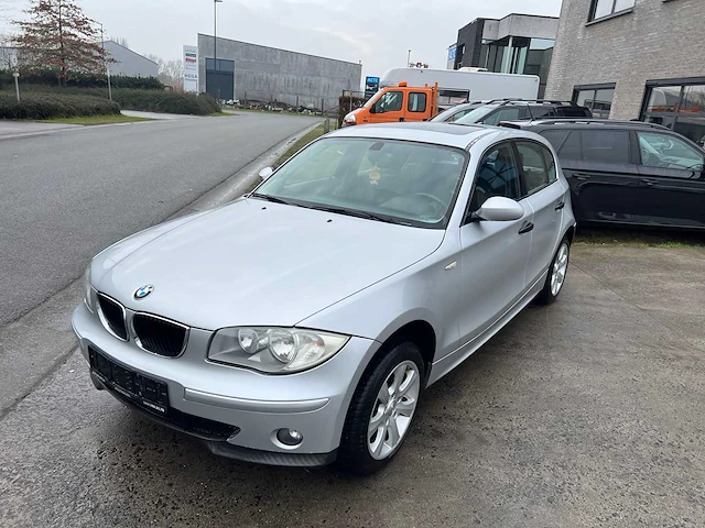 Bmw - 2006 - 116 - personenauto - afbeelding 12 van  21