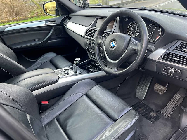 Bmw - 2009 - x5 - personenauto - afbeelding 4 van  15